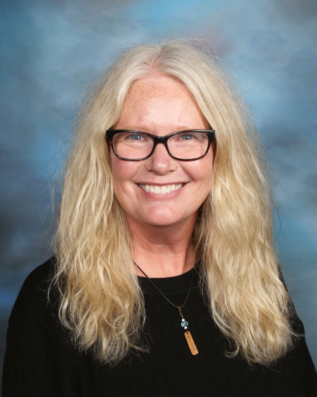 Profile picture of Elizabeth Tebon-Moerke